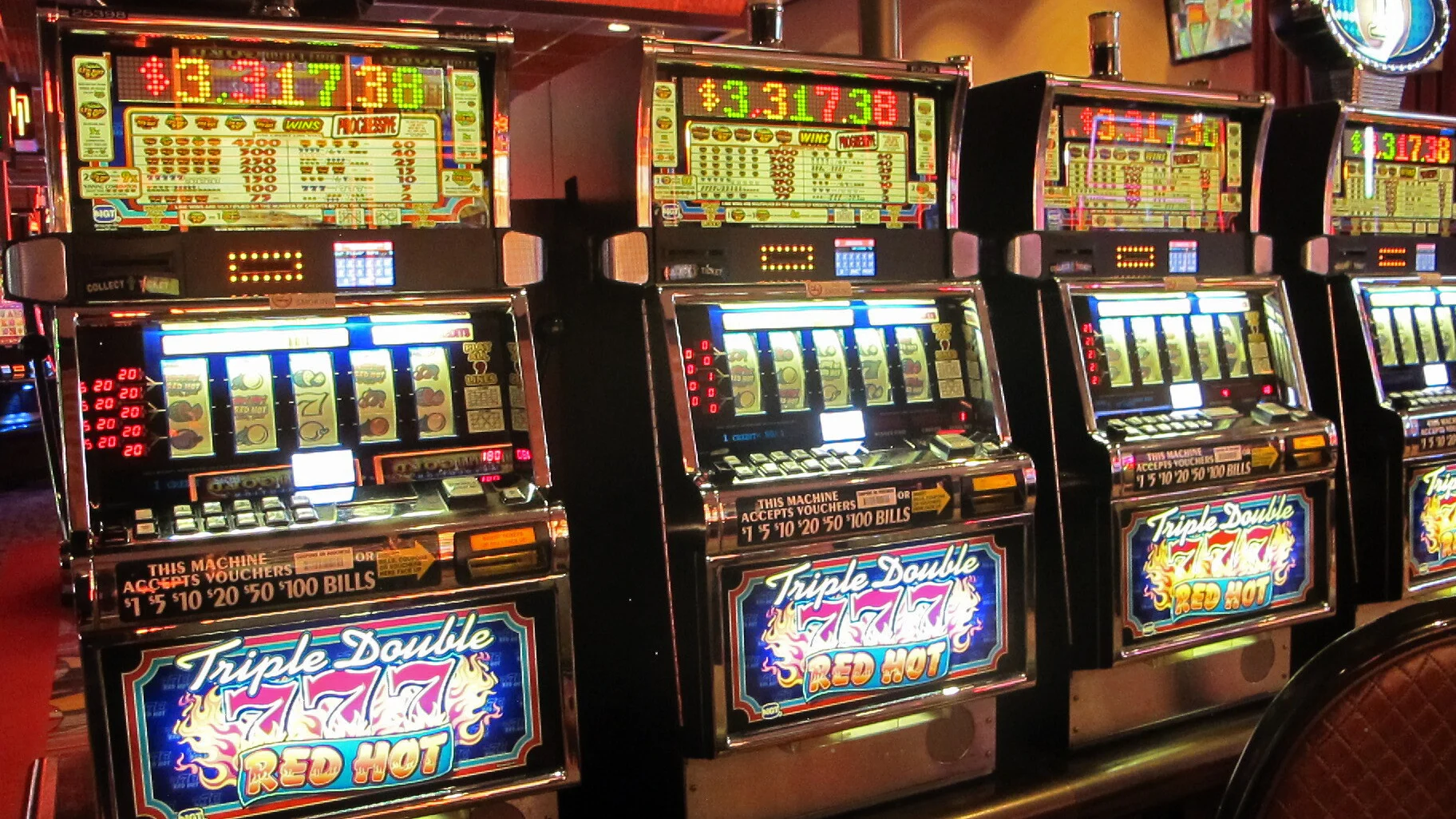dueño de play city casino